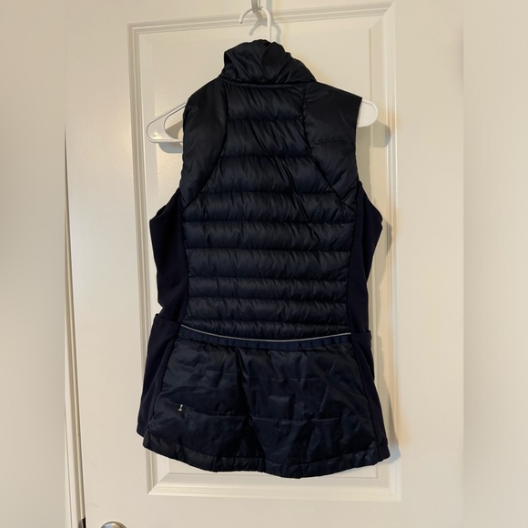 Lululemon Down For A Run Vest II - Picture 5 of 6